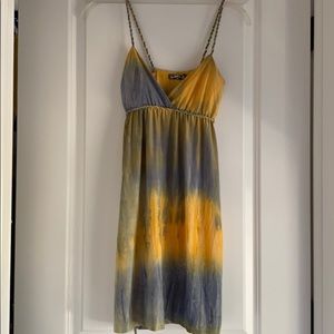 Tie die yellow and gray dress💛